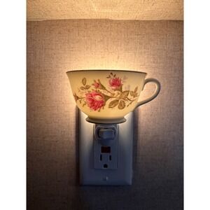 Handcrafted Vintage Porcelain Teacup Night Light Pink Rose Floral Gold Trim